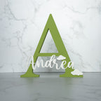 Iniziale con nome in rilievo - h 18 cm.