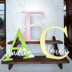 Iniziale con nome in rilievo - h 18 cm.