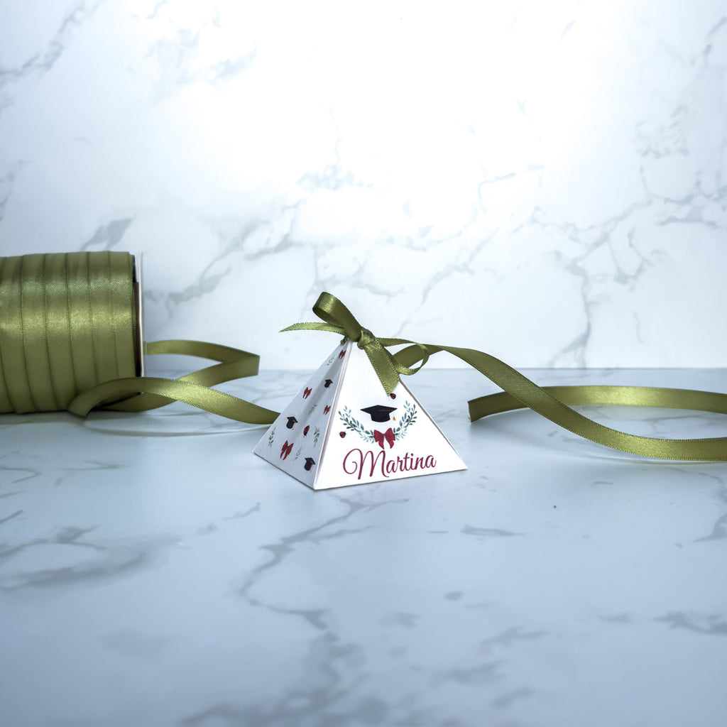 Scatola Piramidale Tocco Laurea e Fiocco