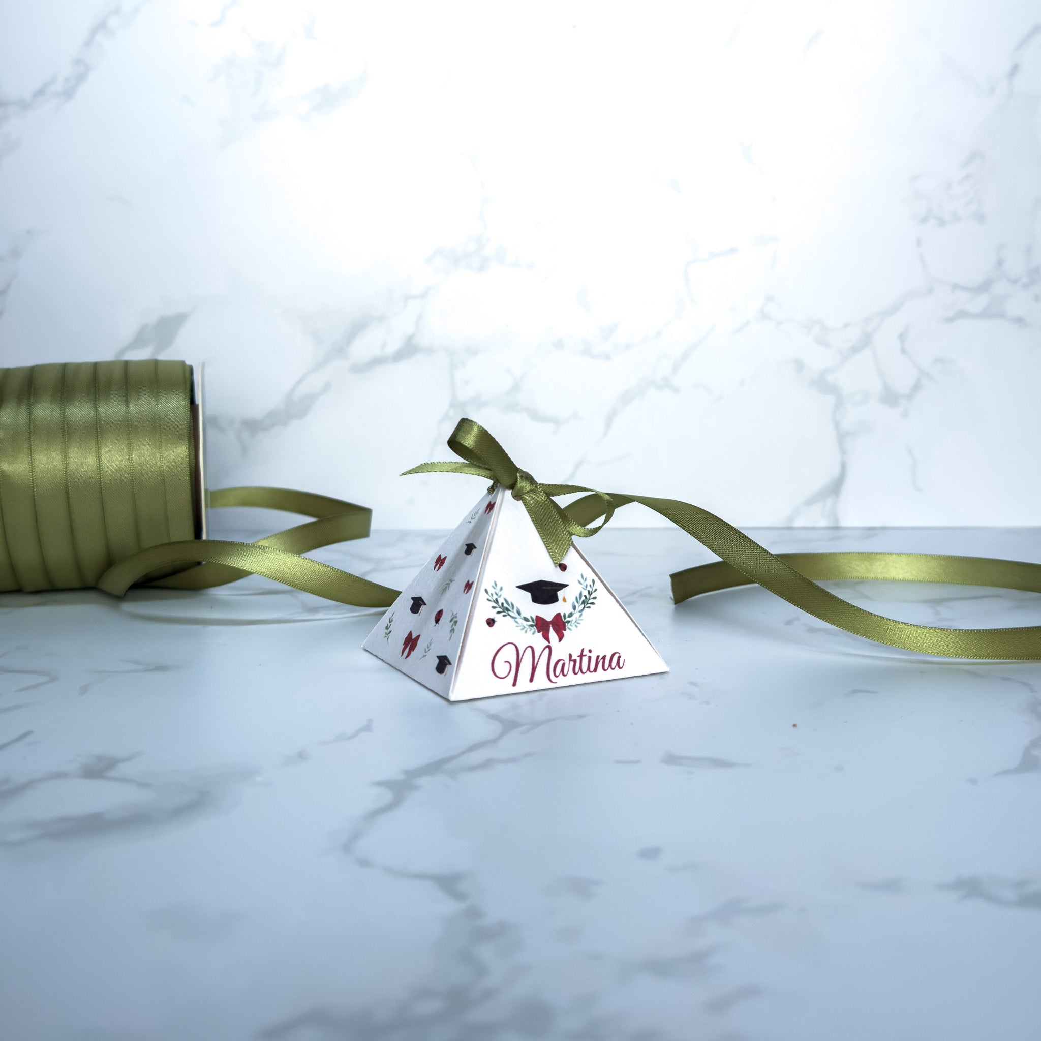 Scatola Piramidale Tocco Laurea e Fiocco